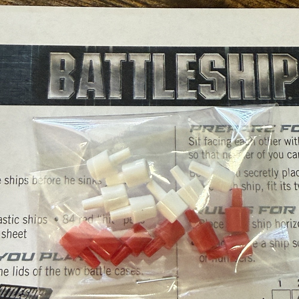 Battleship 2012 Game Hasbro Replacement Parts 14 Pieces‎ 7 Red Pegs & 7 White